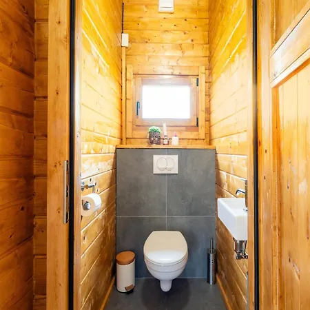 Chalet In Brabant Near Nature Reserves *