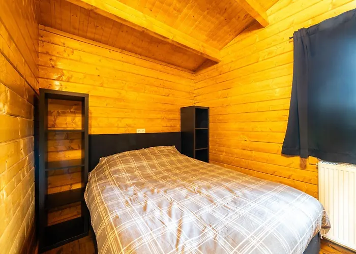 Σαλέ In Brabant Near Nature Reserves *