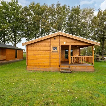 In Brabant Near Nature Reserves شاليه