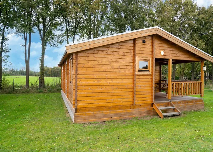 شاليه In Brabant Near Nature Reserves *